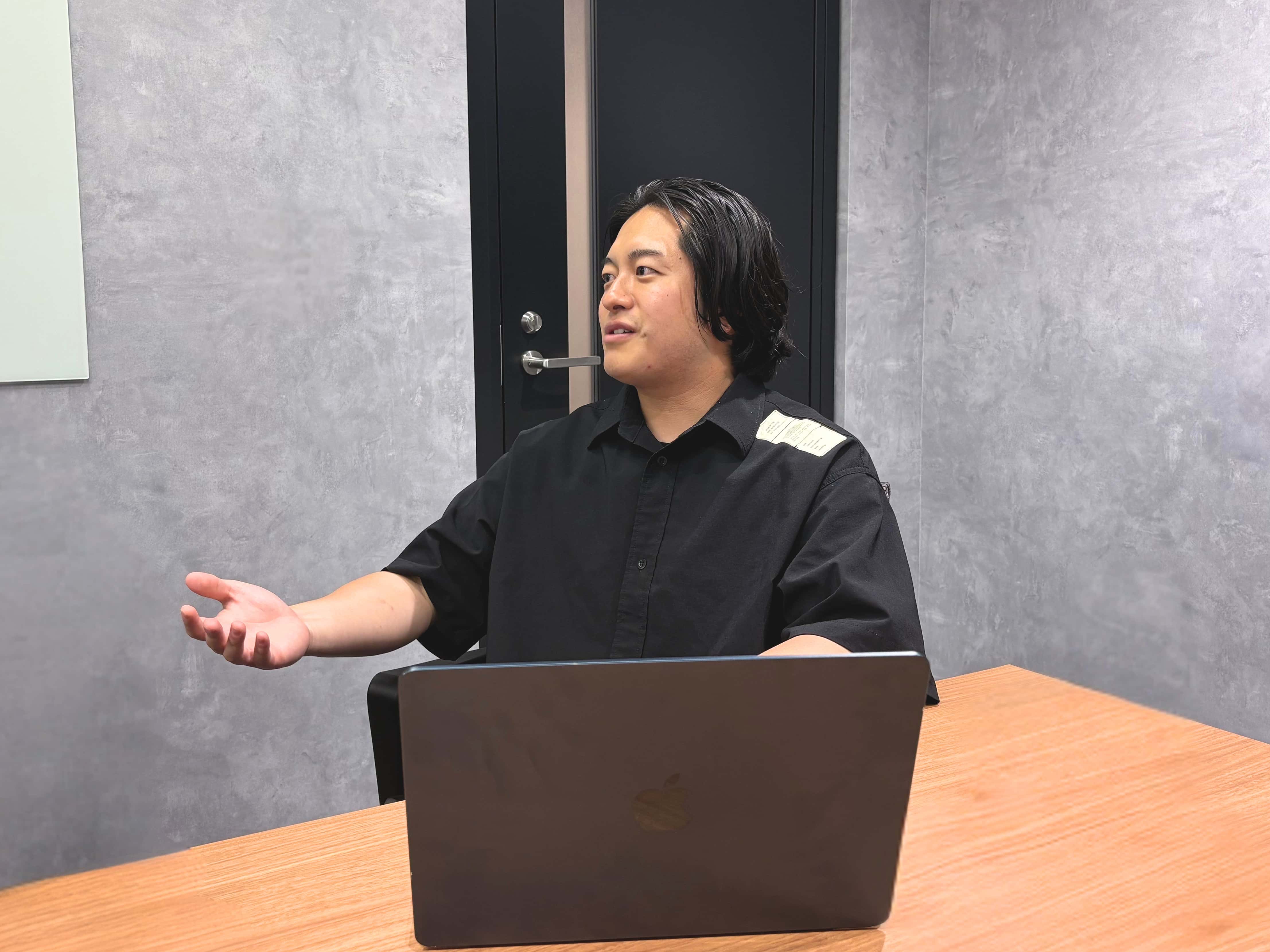 見角さん